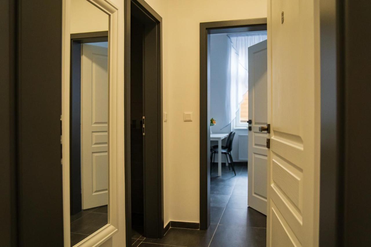 Top Class Apartments In Carlsbad Bulharska Street KLV Exterior foto