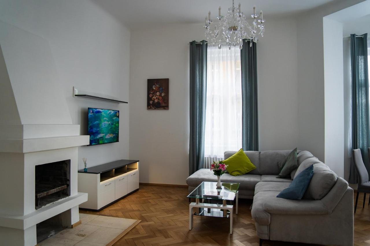 Top Class Apartments In Carlsbad Bulharska Street KLV Exterior foto
