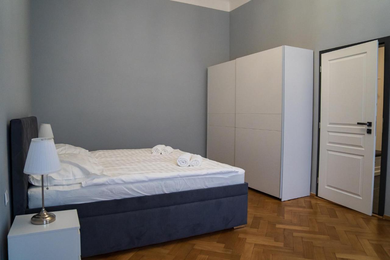 Top Class Apartments In Carlsbad Bulharska Street KLV Exterior foto