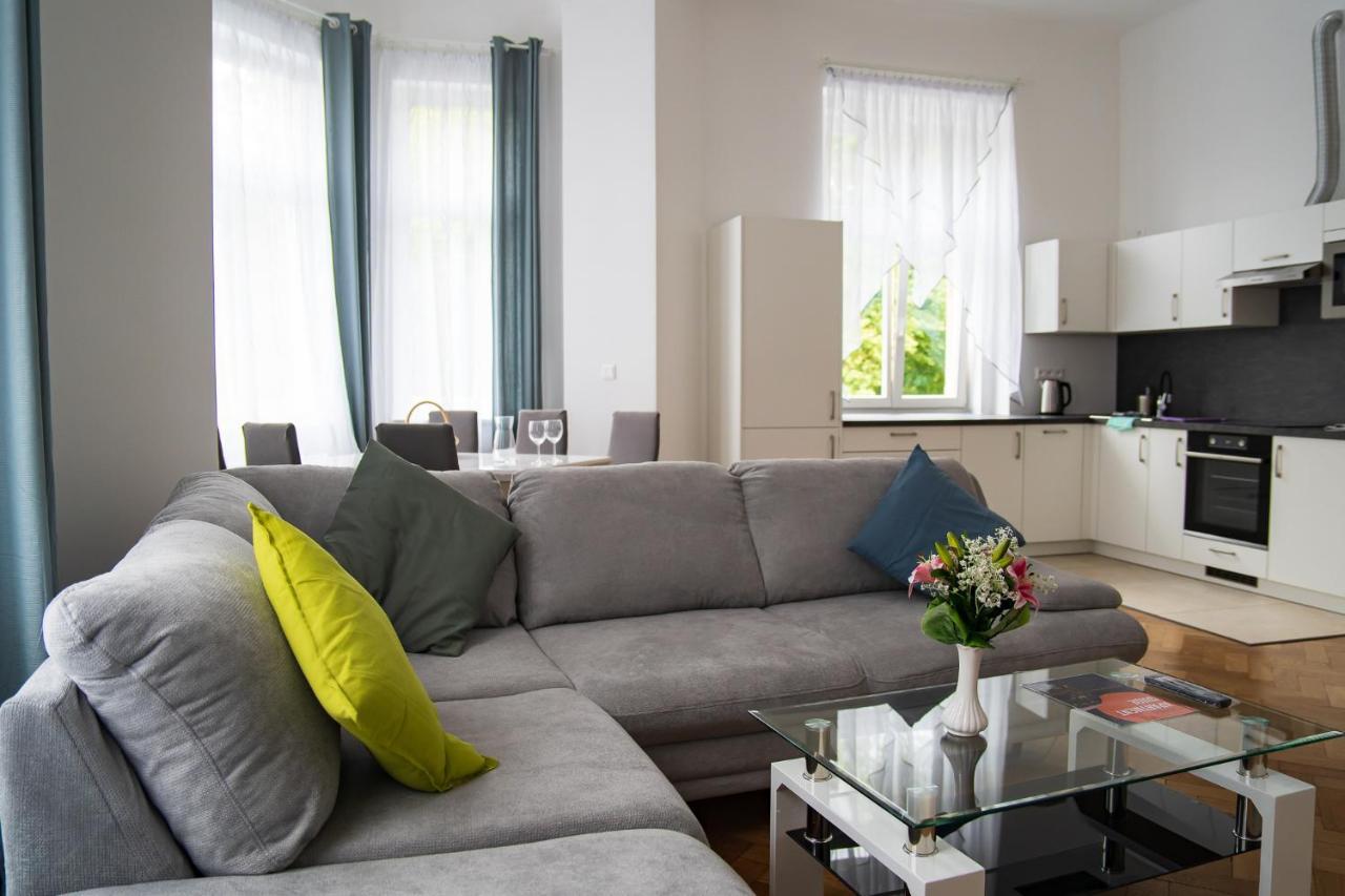 Top Class Apartments In Carlsbad Bulharska Street KLV Exterior foto