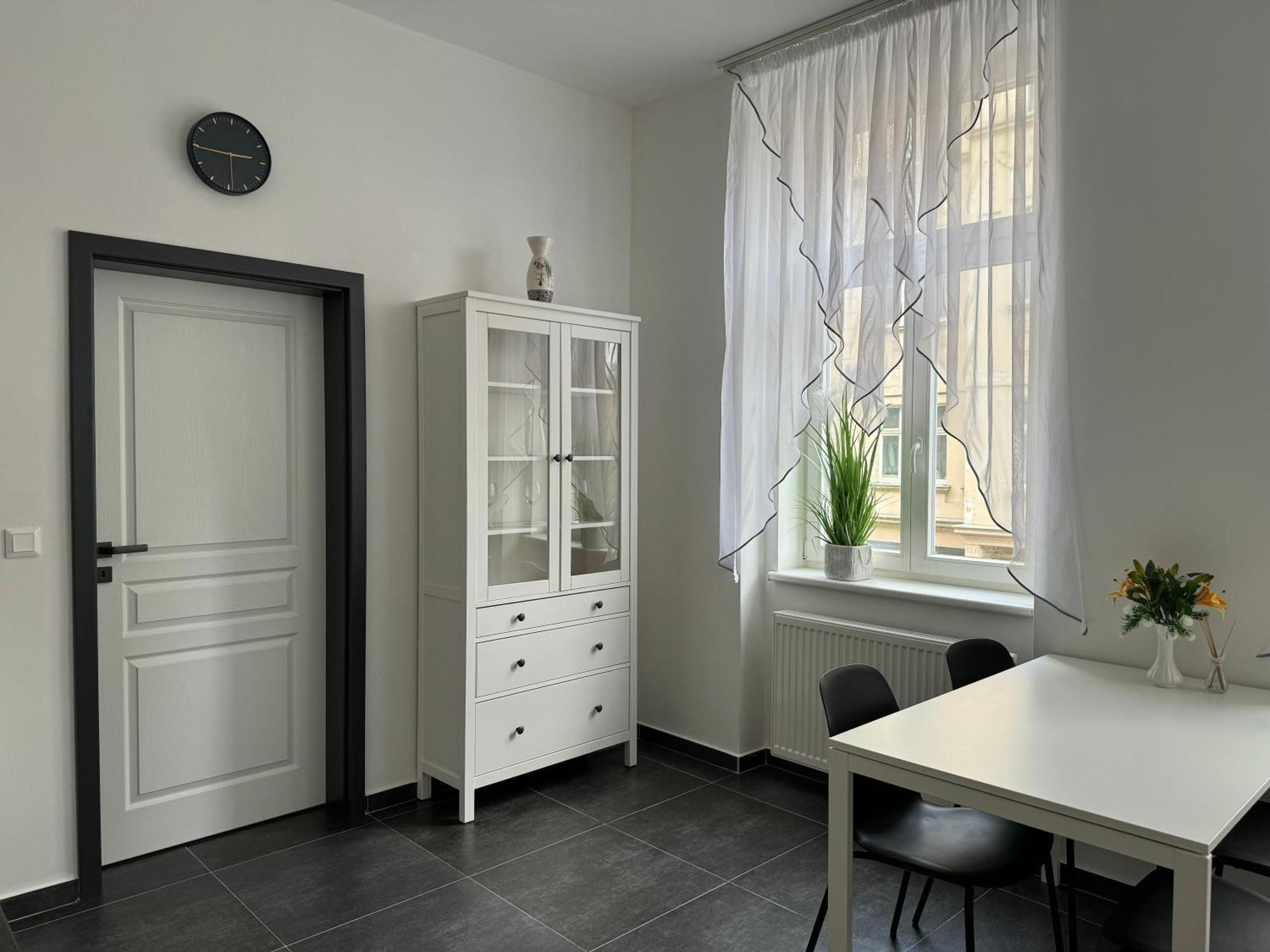 Top Class Apartments In Carlsbad Bulharska Street KLV Exterior foto